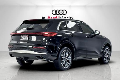 2025 Audi Q5 Premium Plus TFSI quattro S tronic