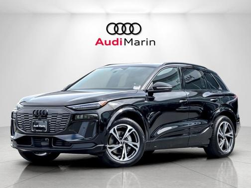 Mythos Black Metallic 2027 Audi Q6 e-tron Premium Plus quattro