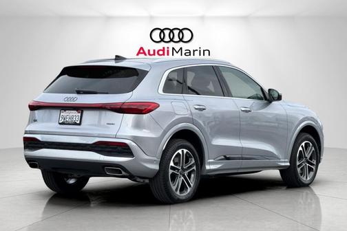 2025 Audi Q5 Premium Plus TFSI quattro S tronic