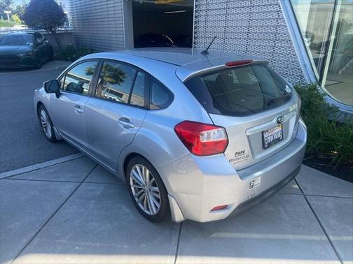 2012 Subaru Impreza 2.0i Premium