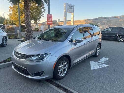 2017 Chrysler Pacifica Limited