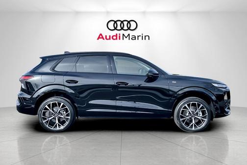 2026 Audi Q3 S line