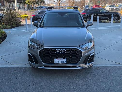 2023 Audi Q5 45 S line Premium