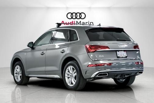 2023 Audi Q5 45 S line Premium