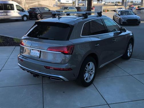 2023 Audi Q5 45 S line Premium