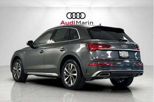 2022 Audi Q5 45 S line Premium Plus