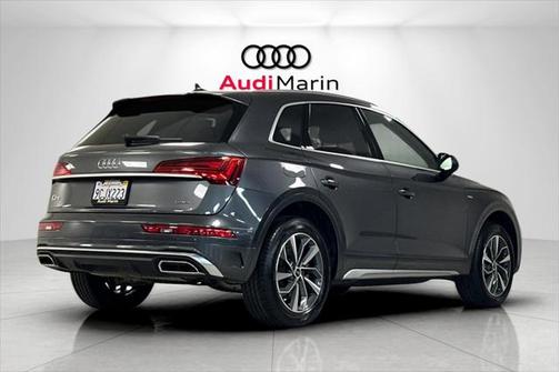 2022 Audi Q5 45 S line Premium Plus