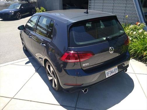 2018 Volkswagen Golf GTI 2.0T Autobahn