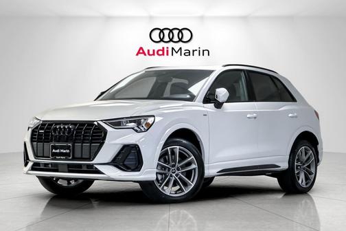 2025 Audi Q3 Premium 45 TFSI S line quattro Tiptronic
