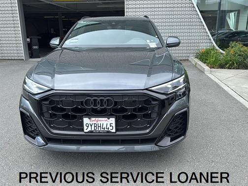 Daytona Gray Pearl Effect 2026 Audi Q8 55 Premium Plus