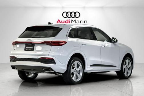 2025 Audi Q5 Premium Plus TFSI quattro S tronic