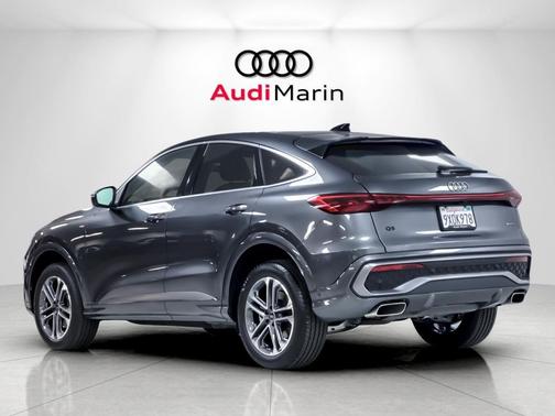 Daytona Gray Metallic 2025 Audi Q5 Premium Plus TFSI quattro S tronic