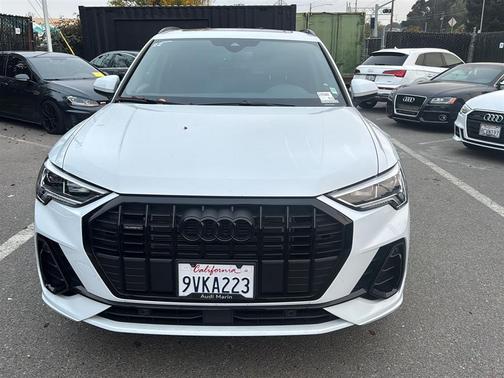 2025 Audi Q3 Premium 45 TFSI S line quattro Tiptronic