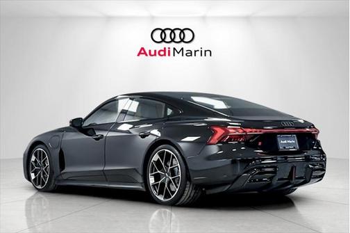 2025 Audi RS e-tron GT performance