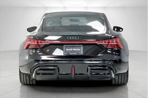 2025 Audi RS e-tron GT performance