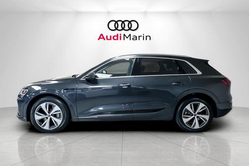 2024 Audi Q8 e-tron Premium Plus