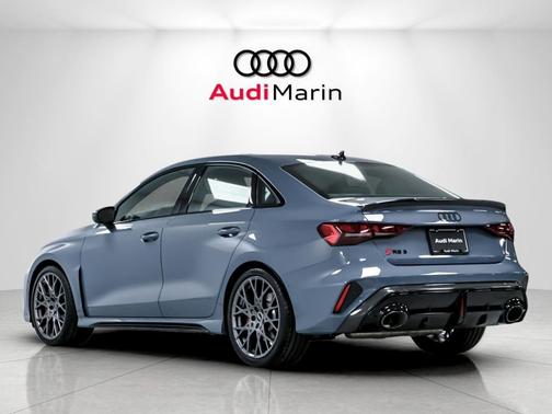 Kemora Gray Metallic 2026 Audi RS 3 TFSI quattro S tronic