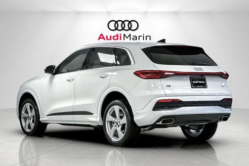 2025 Audi Q5 Premium Plus TFSI quattro S tronic