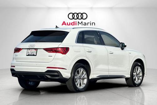 2024 Audi Q3 45 S line Premium Plus