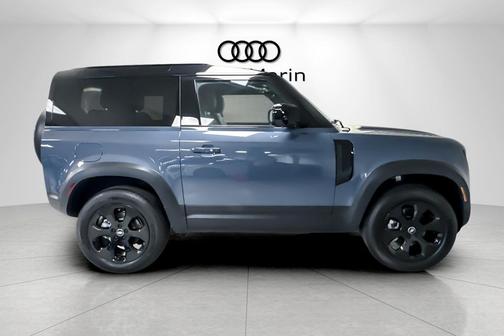 2025 Land Rover Defender 90 P300 S