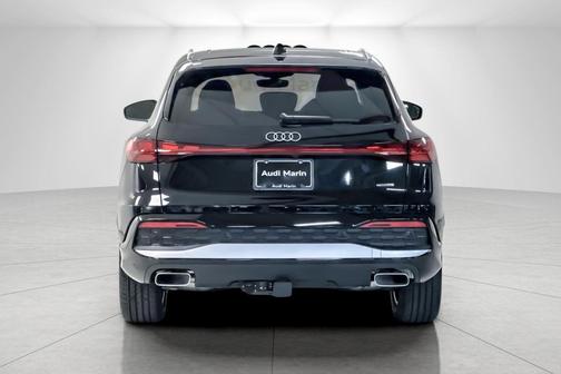 2025 Audi Q5 Prestige TFSI quattro S tronic