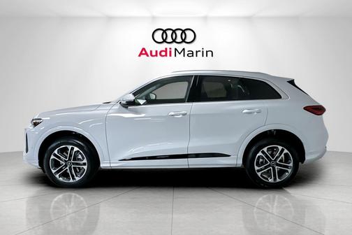 2025 Audi Q5 Premium Plus TFSI quattro S tronic