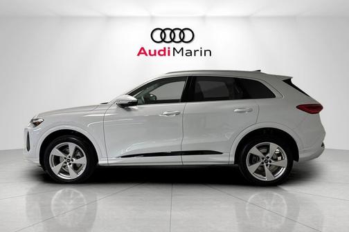 2025 Audi Q5 Premium Plus TFSI quattro S tronic