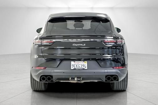 2023 Porsche Cayenne Platinum Edition