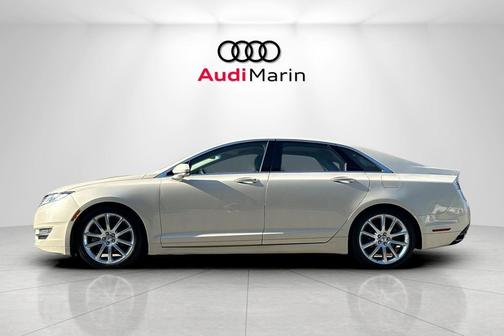 2015 Lincoln MKZ Hybrid Base