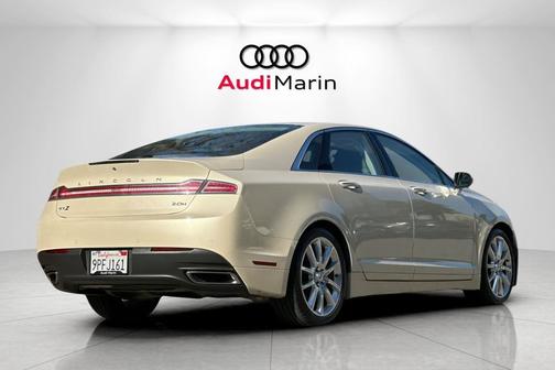 2015 Lincoln MKZ Hybrid Base