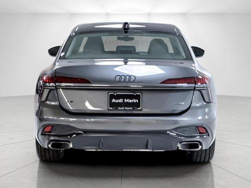 Daytona Gray Pearl Effect 2026 Audi A6 Premium Plus