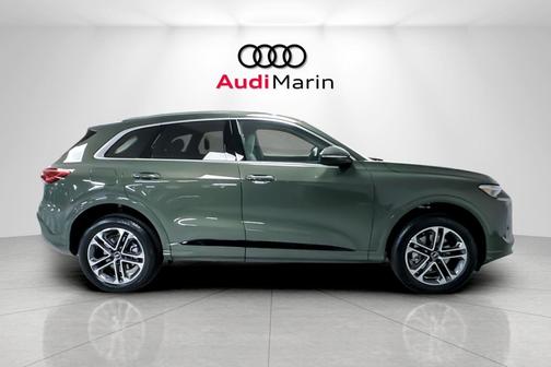 2025 Audi Q5 Premium Plus