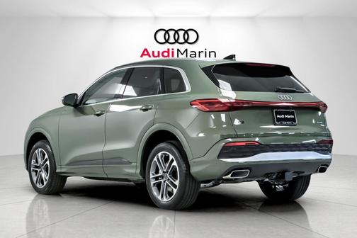 2025 Audi Q5 Premium Plus
