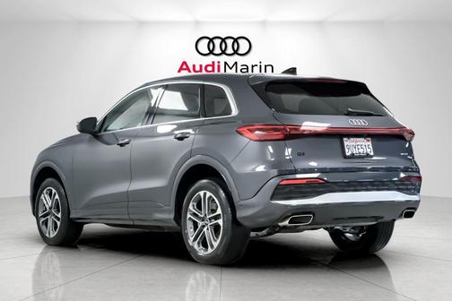 2025 Audi Q5 Premium TFSI quattro S tronic