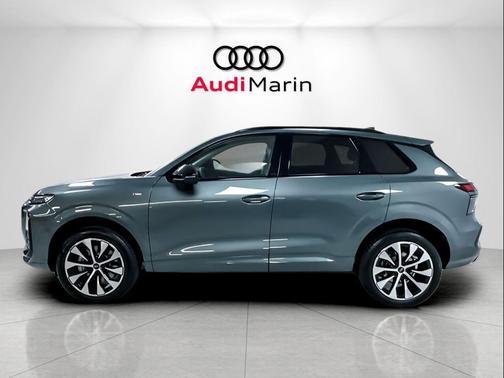 Sage Green Metallic 2026 Audi Q3 TFSI quattro S tronic