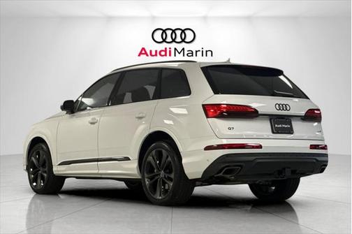 2025 Audi Q7 55 Prestige