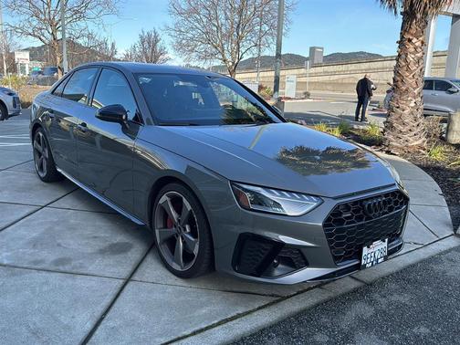 2023 Audi A4 45 S line Premium Plus