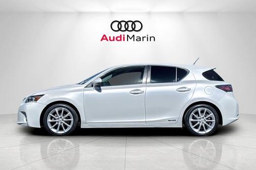 2013 Lexus CT 200h Hybrid