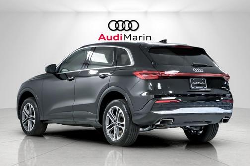 2025 Audi Q5 Premium TFSI quattro S tronic