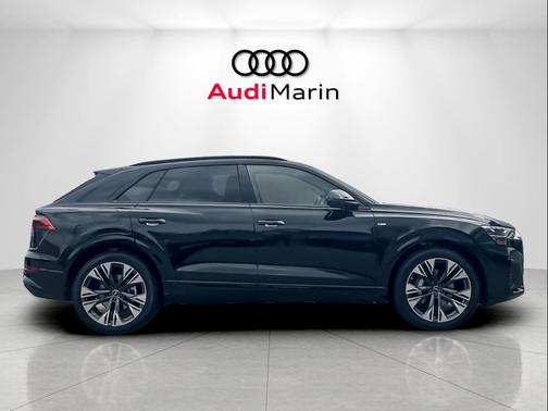 Mythos Black Metallic 2026 Audi Q8 55 Premium Plus