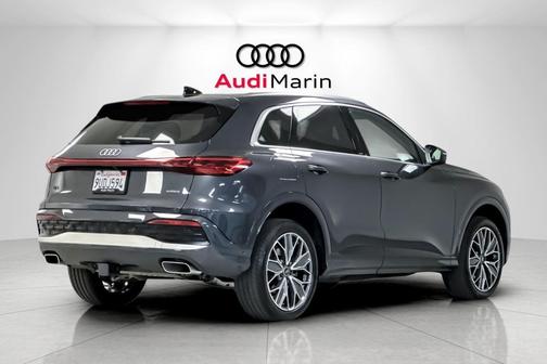 2025 Audi Q5 Premium Plus TFSI quattro S tronic