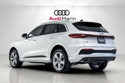 2025 Audi Q5 Premium Plus