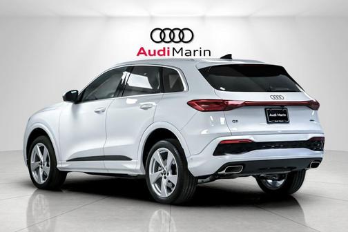 2025 Audi Q5 Premium Plus TFSI quattro S tronic