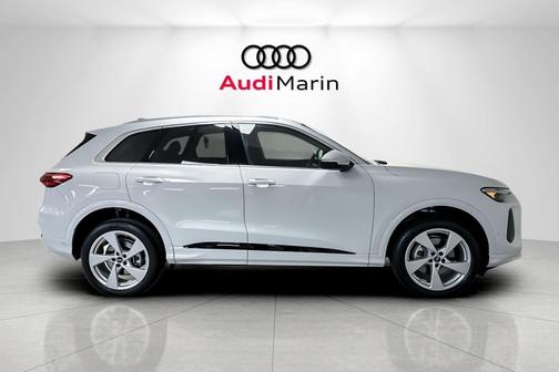 2025 Audi Q5 Premium Plus TFSI quattro S tronic