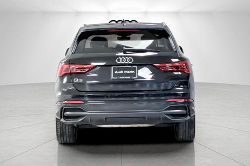 2021 Audi Q3 45 S line Premium
