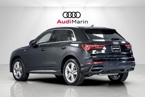 2021 Audi Q3 45 S line Premium