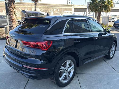 2021 Audi Q3 45 S line Premium