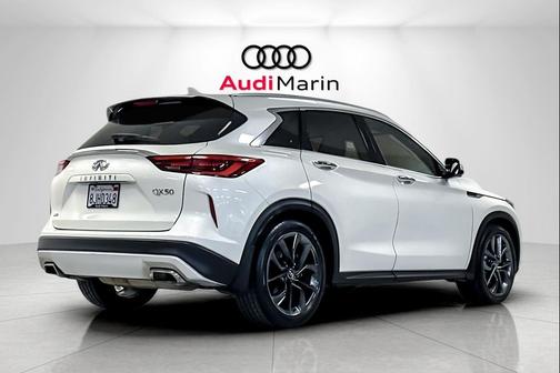 2019 INFINITI QX50 ESSENTIAL