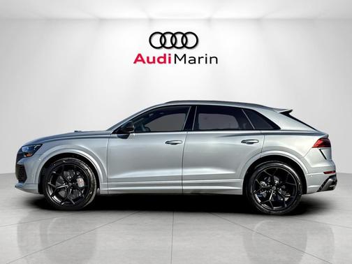 satellite silver metallic 2026 Audi RS Q8 4.0T