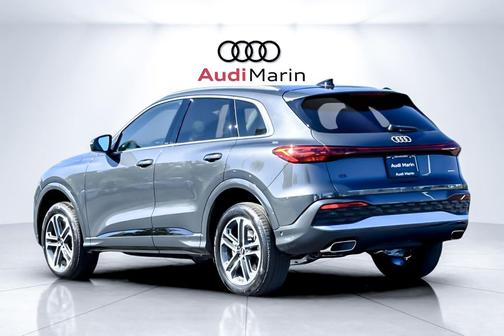 2025 Audi Q5 Premium TFSI quattro S tronic
